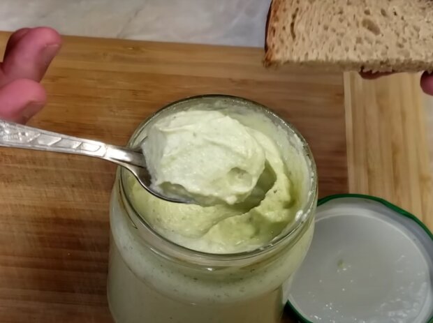 Намазка из кабачков, кадр из видео