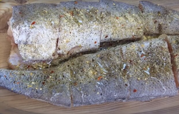 Підготовка хека, кадр з відео