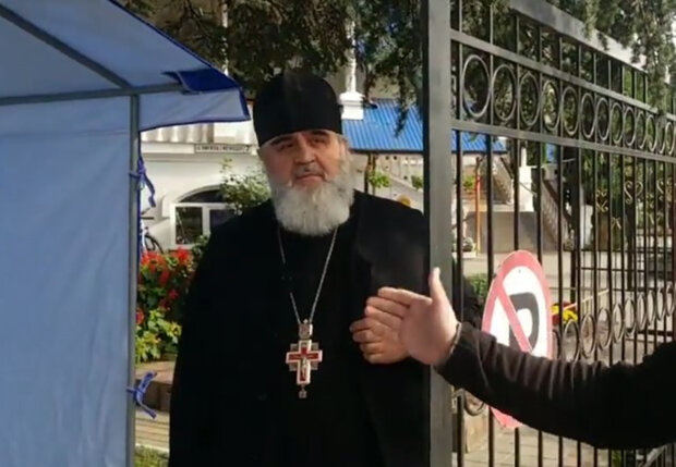 Священник УПЦ МП открыто прямо в церкви агитирует за Медведчука