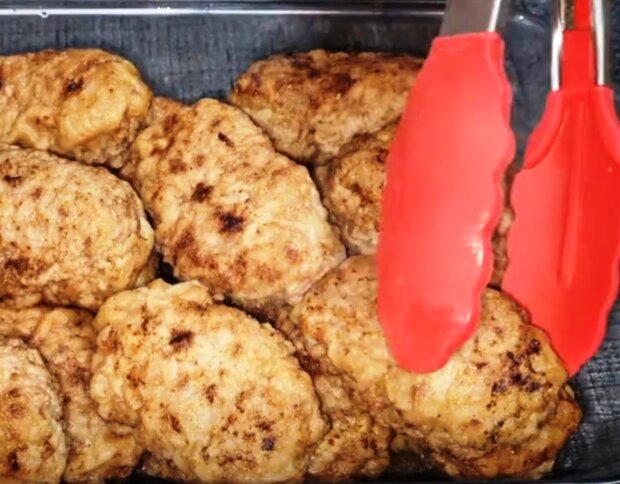 Котлети з капусти, кадр з відео