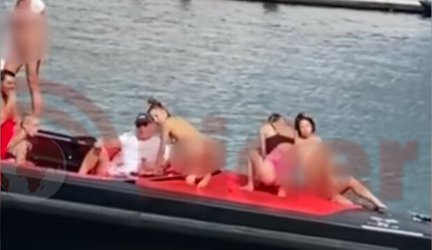 голих українок затримали в Туреччині