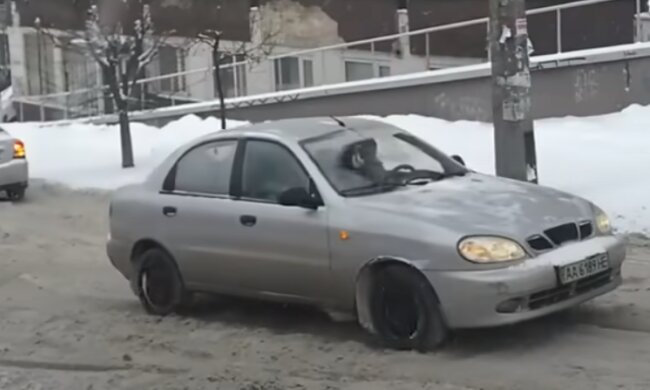 Автомобиль: скрин с видео