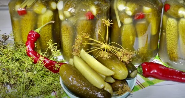Квашені огірки на зиму