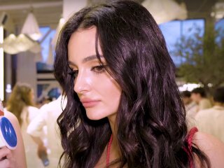 Анна Тринчер