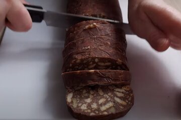 Шоколадна ковбаска, фото: Знай.ua