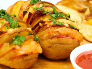 Картошка гармошкой, фото: кадр из видео