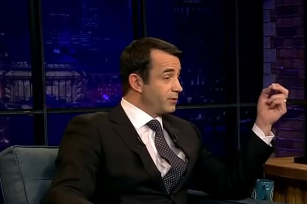 Дмитрий Певцов