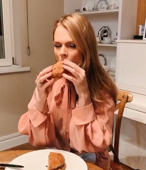 Скриншот из Instagram Ольги Фреймут