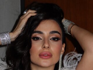 Анна Трінчер