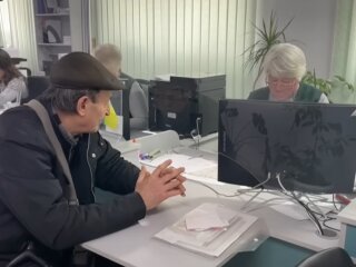 пенсионеры, тарифы, соцвыплаты