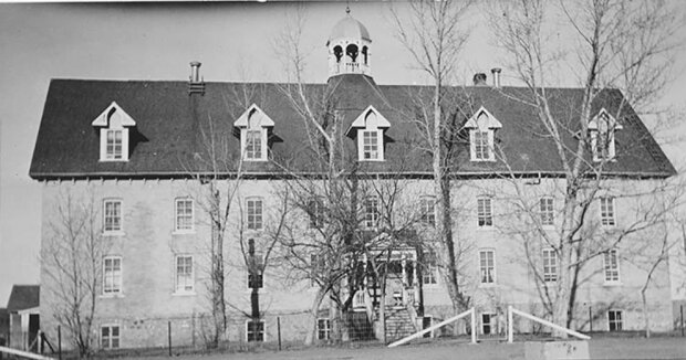 католицька школа-інтернат Камлупса