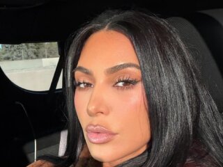 Ким Кардашьян