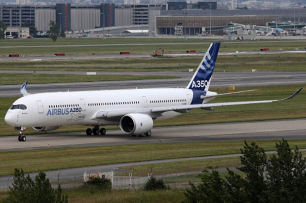 авіалайнер Airbus A350