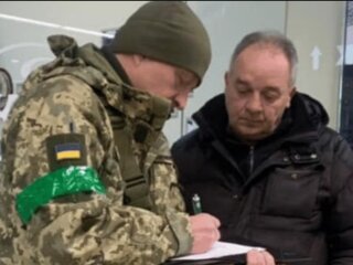 Мобилизация, вручение повестки, фото из свободных источников