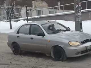 Автомобиль: скрин с видео