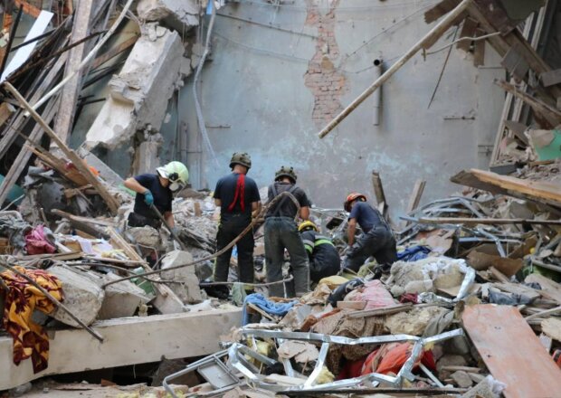 Завали будинку, кадр з відео