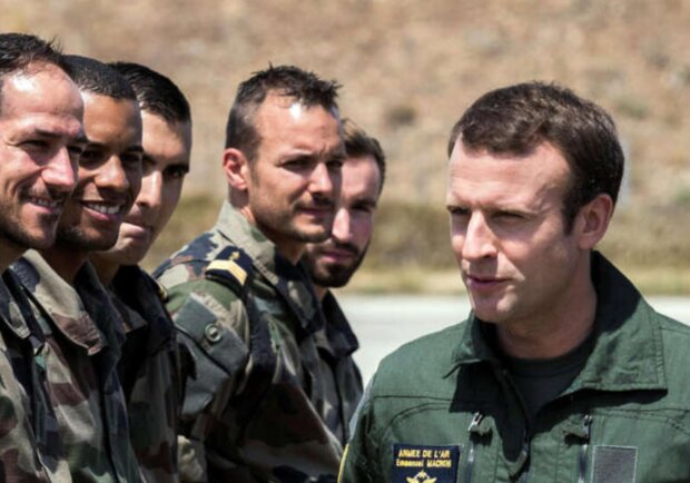 Французкие военные, фото из свободных источников