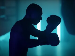 Боксер: скрін з відео