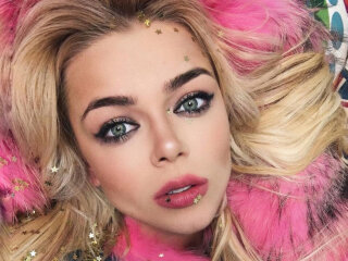 Алина Гросу