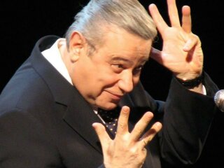 Евгений Петросян