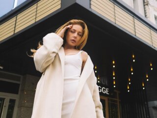 Тіна Кароль, фото із соцмереж