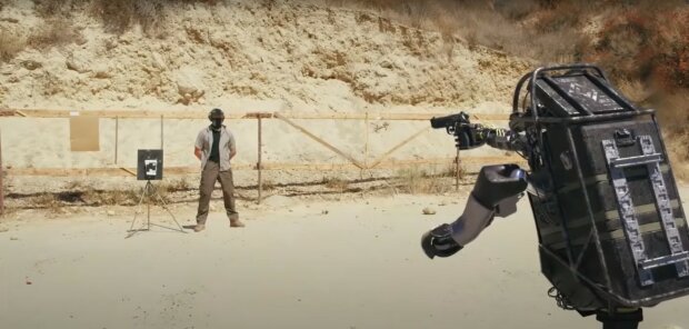 робот-стрелок от Bosstown Dynamics