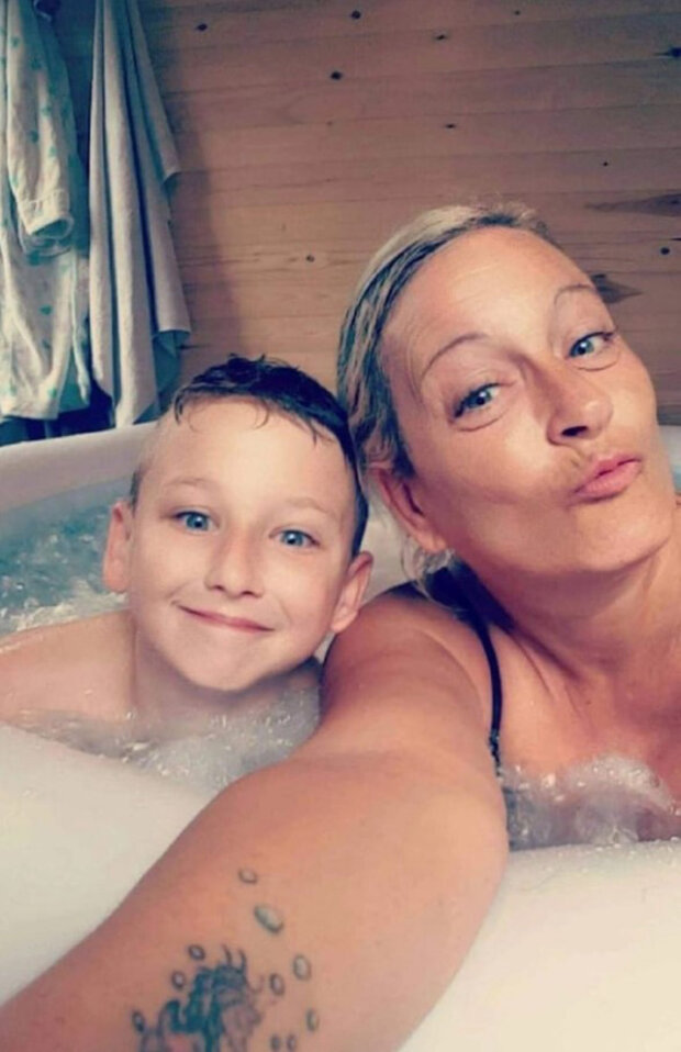 мальчик утонул, спасая из воды друга