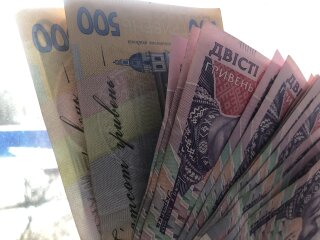 гривні, гроші
