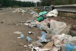 Хасиди перетворили кордон України на сміттярку