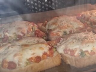 Горячие бутерброды, кадр из видео