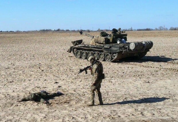 рашистський танкіст добровільно здав свій танк ЗСУ