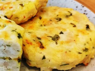 Куриные оладьи, кадр из видео