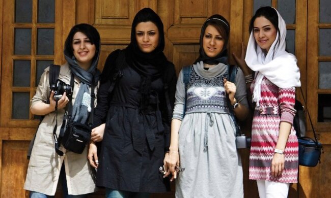Іранські жінки, фото з вільних джерел