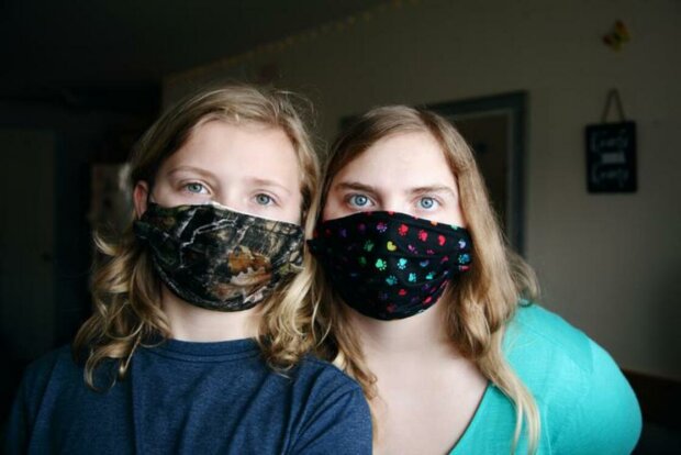 Вирусолог назвал самые опасные маски для лица