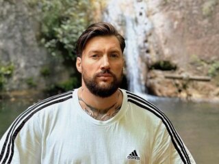 Олег Кензов