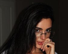 Анна Трінчер