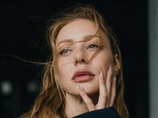 Тіна Кароль