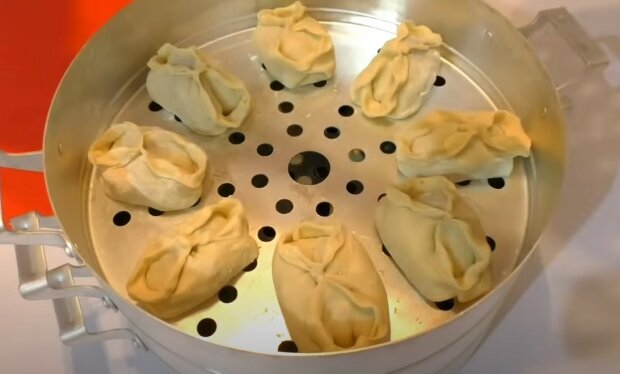 Манти з м'ясом