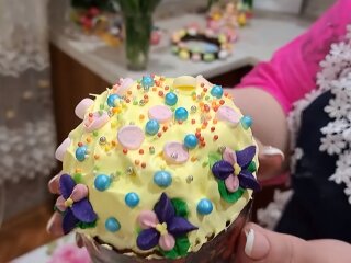 Куличи, Пасха, кадр из видео