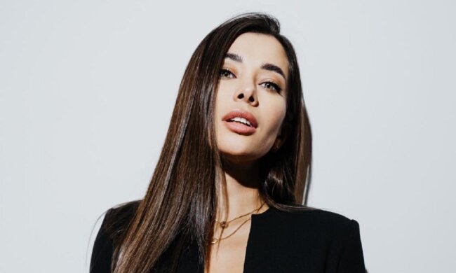 Анна Неплях