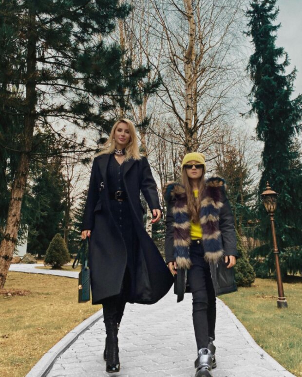 Светлана Лобода с дочкой, фото: instagram.com/lobodaofficial