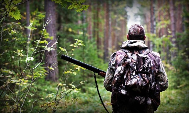 полювання, мисливець, ліс \\ фото Last Day Club