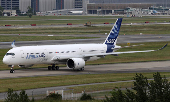 авіалайнер Airbus A350